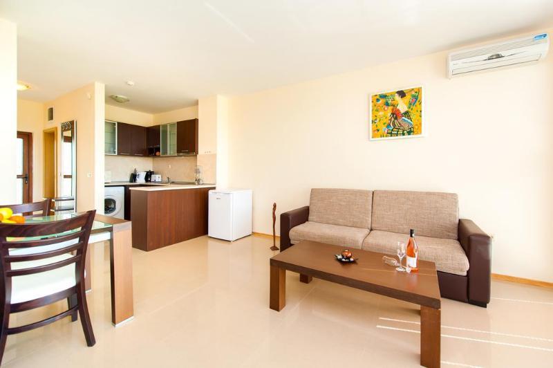 Lighthouse Golf & Spa Apartments Balchik Bagian luar foto